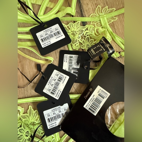 Honey Birdette Amelie 5pc set 32C Bra XS Brief Suspender S Thong Stockings - Picture 4 of 4